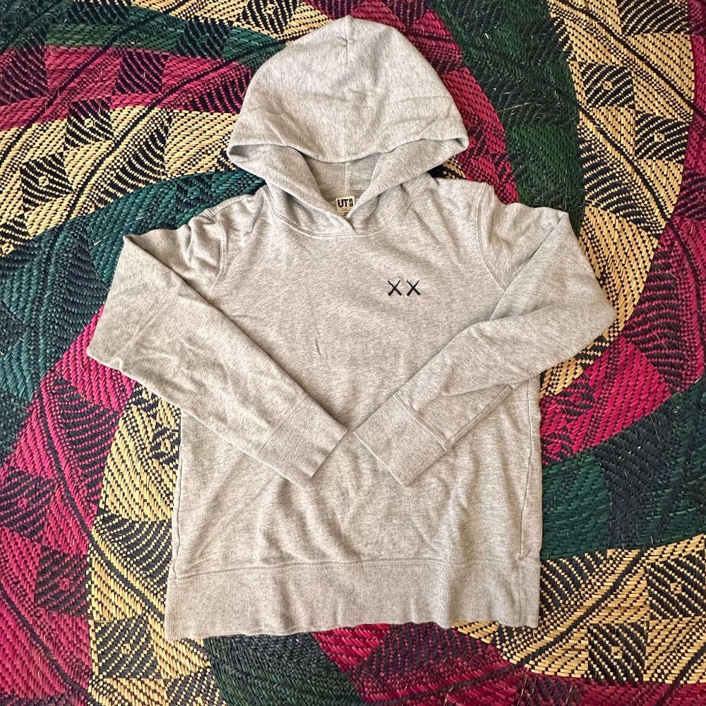 Uniqlo x KAWS x Sesame Street Collab Grey Hoodie Size Small